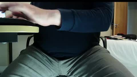 Snapshot of schwanz2023 chatting on October 29, 2025, 4:42 pm Mick online show from October 29, 2025, 4:42 pm