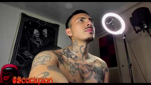 Snapshot of scockpion_ chatting on March 11, 2025, 7:15 am Alejandro help me to reach 200 thumps up online show from March 11, 2025, 7:15 am