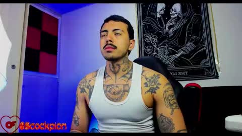 Snapshot of scockpion_ chatting on September 20, 2025, 8:15 am Alejandro help me to reach 200 thumps up online show from September 20, 2025, 8:15 am