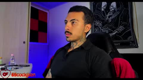 Snapshot of scockpion_ chatting on October 25, 2025, 10:56 am Alejandro help me to reach 200 thumps up online show from October 25, 2025, 10:56 am