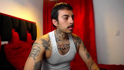 Snapshot of scockpion_ chatting on April 3, 2026, 5:05 am Alejandro help me to reach 200 thumps up online show from April 3, 2026, 5:05 am