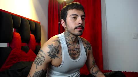 Snapshot of scockpion_ chatting on April 10, 2026, 6:29 am Alejandro help me to reach 200 thumps up online show from April 10, 2026, 6:29 am