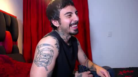 Snapshot of scockpion_ chatting on May 7, 2026, 6:08 am Alejandro help me to reach 200 thumps up online show from May 7, 2026, 6:08 am