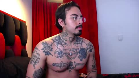 Snapshot of scockpion_ chatting on May 11, 2026, 3:01 am Alejandro help me to reach 200 thumps up online show from May 11, 2026, 3:01 am