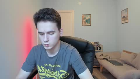 Snapshot of scooby_r chatting on January 30, 2025, 8:43 am Thomas brunette and Alex blond online show from January 30, 2025, 8:43 am