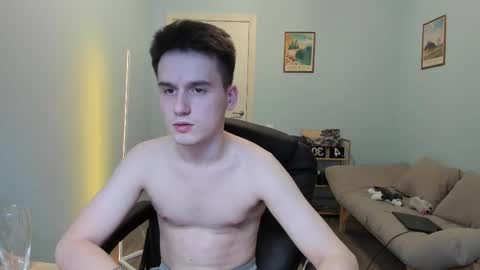 Snapshot of scooby_r chatting on February 23, 2025, 3:51 pm Thomas brunette and Alex blond online show from February 23, 2025, 3:51 pm