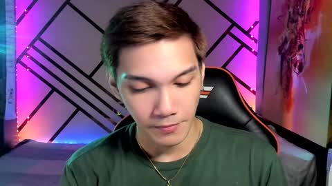 Snapshot of scorphoenix chatting on December 21, 2024, 8:10 pm Not Angelo online show from December 21, 2024, 8:10 pm