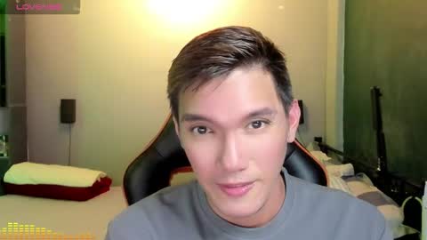 Snapshot of scorphoenix chatting on September 22, 2025, 6:43 pm Not Angelo online show from September 22, 2025, 6:43 pm