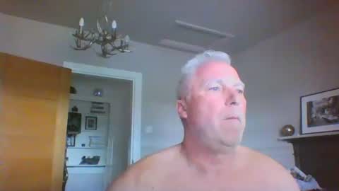 Snapshot of scoti55 chatting on April 13, 2026, 1:38 pm scoti55 online show from April 13, 2026, 1:38 pm