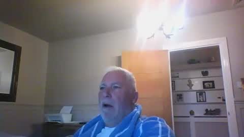 Snapshot of scoti55 chatting on May 2, 2026, 5:51 pm scoti55 online show from May 2, 2026, 5:51 pm