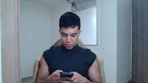 Twitter Scott brasher1 Instagram Camiloestuardo2 online show from January 15, 2025, 8:58 pm