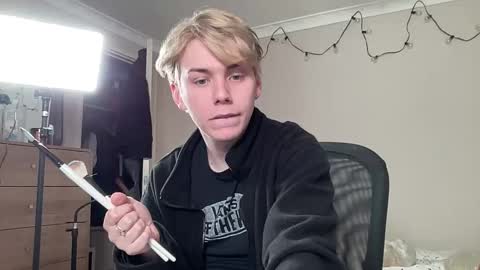 danny online show from September 22, 2025, 1:18 am