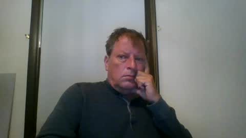 scottpbi52 online show from June 22, 2026, 3:42 pm