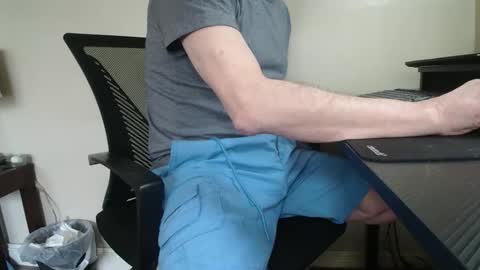 Snapshot of scottsman214 chatting on February 12, 2026, 2:45 pm James online show from February 12, 2026, 2:45 pm