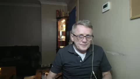 Snapshot of scottsman214 chatting on March 10, 2026, 8:47 pm James online show from March 10, 2026, 8:47 pm
