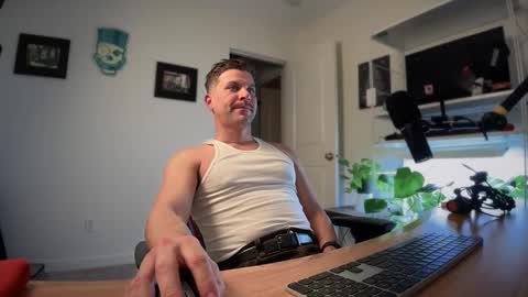 Snapshot of scottybeam chatting on January 20, 2025, 8:52 am Scotty online show from January 20, 2025, 8:52 am