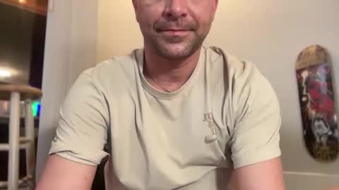 Snapshot of scottybeam chatting on December 15, 2025, 8:07 am Scotty online show from December 15, 2025, 8:07 am