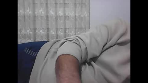 Snapshot of screw2 chatting on December 3, 2024, 6:06 pm Evren online show from December 3, 2024, 6:06 pm