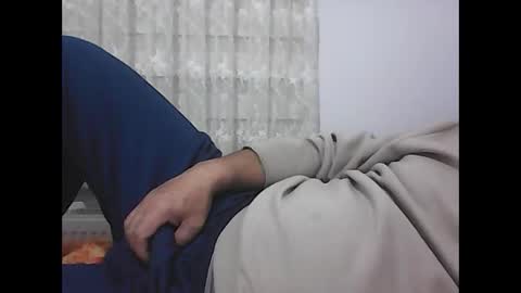 Snapshot of screw2 chatting on December 10, 2024, 7:32 pm Evren online show from December 10, 2024, 7:32 pm