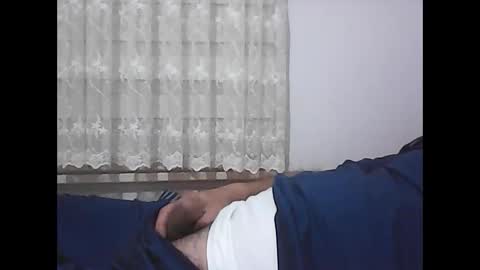 Snapshot of screw2 chatting on December 27, 2024, 10:16 pm Evren online show from December 27, 2024, 10:16 pm