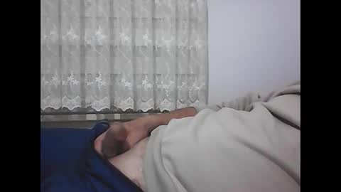 Snapshot of screw2 chatting on January 2, 2025, 6:34 pm Evren online show from January 2, 2025, 6:34 pm