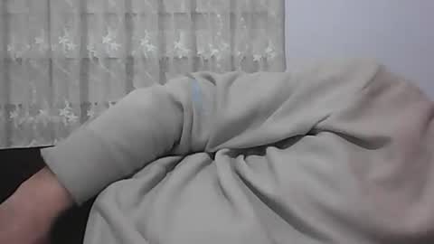 Snapshot of screw2 chatting on January 16, 2025, 4:50 pm Evren online show from January 16, 2025, 4:50 pm