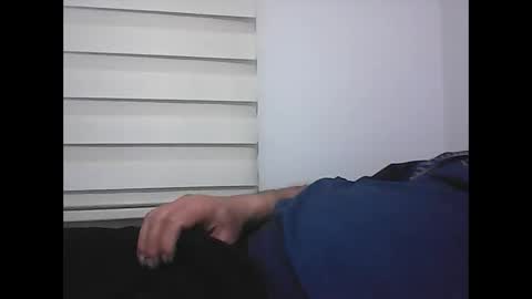 Snapshot of screw2 chatting on February 14, 2025, 9:32 pm Evren online show from February 14, 2025, 9:32 pm