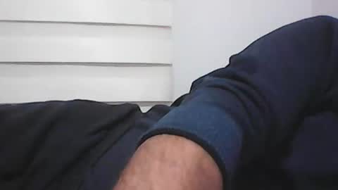 Snapshot of screw2 chatting on November 16, 2025, 9:09 pm Evren online show from November 16, 2025, 9:09 pm