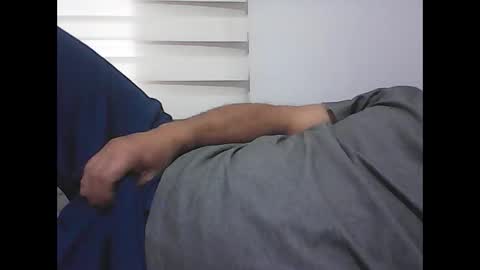 Snapshot of screw2 chatting on November 30, 2025, 10:30 am Evren online show from November 30, 2025, 10:30 am