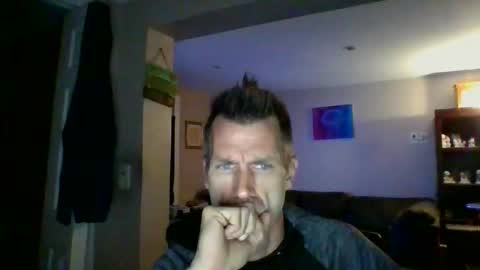 GettOffMyLawn online show from June 1, 2026, 7:43 am