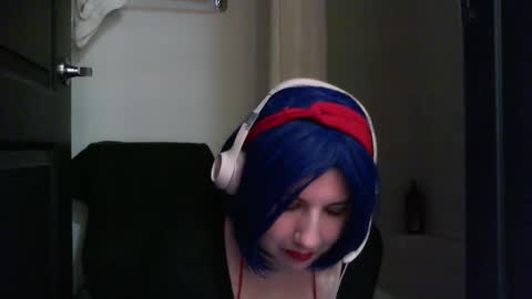 Danni online show from December 18, 2025, 3:45 am