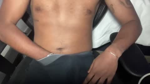 Snapshot of se9056 chatting on March 18, 2026, 5:43 am collegetwunk67 online show from March 18, 2026, 5:43 am