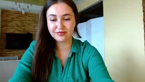 Elizabeth  online show from June 15, 2026, 9:00 am