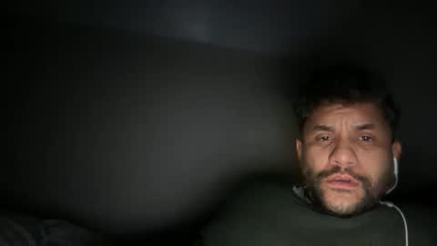 seadog00 online show from November 25, 2025, 2:44 am