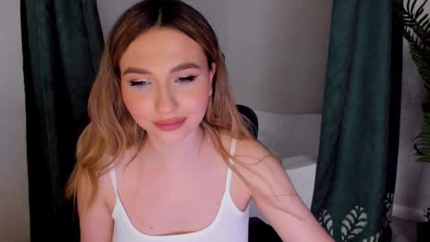 Kate online show from December 5, 2024, 11:40 pm