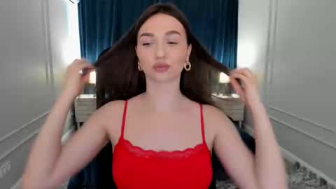 Kate online show from February 22, 2025, 6:50 am