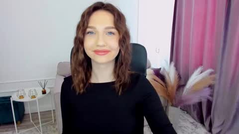 Kate online show from March 11, 2025, 11:12 am