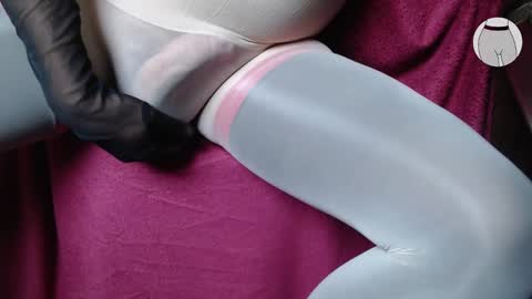 Snapshot of seamlessly chatting on December 14, 2024, 9:51 am seamlessly online show from December 14, 2024, 9:51 am