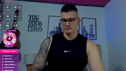 Snapshot of sean_carrera69 chatting on March 7, 2025, 9:38 pm Sean Carrera online show from March 7, 2025, 9:38 pm