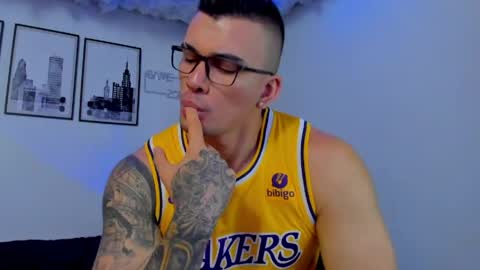 Snapshot of sean_carrera69 chatting on May 17, 2026, 4:14 pm Sean Carrera online show from May 17, 2026, 4:14 pm