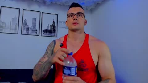 Snapshot of sean_carrera69 chatting on May 21, 2026, 9:44 pm Sean Carrera online show from May 21, 2026, 9:44 pm