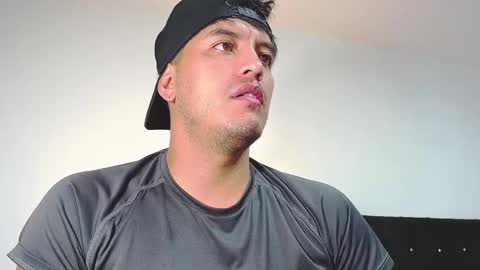 Snapshot of sean_malik chatting on February 27, 2025, 5:02 am Steven online show from February 27, 2025, 5:02 am