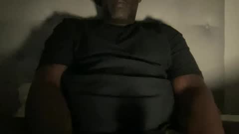 Snapshot of seanbaptiste chatting on December 13, 2024, 11:06 pm Idris online show from December 13, 2024, 11:06 pm