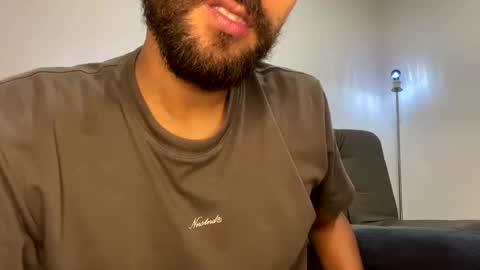 Snapshot of seanpablosanz chatting on September 16, 2025, 4:02 am Sean pablo Sanz online show from September 16, 2025, 4:02 am