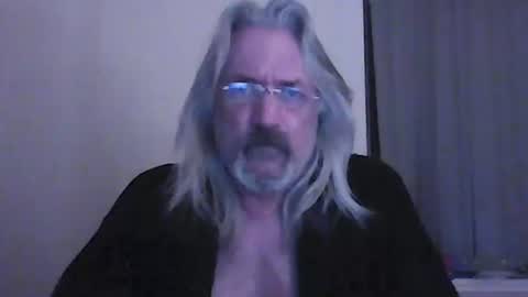 Snapshot of seantheflyer chatting on December 9, 2024, 12:12 am seantheflyer online show from December 9, 2024, 12:12 am