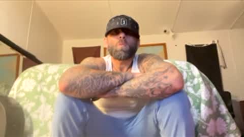 Snapshot of seb973472 chatting on December 18, 2025, 7:03 am seb973472 online show from December 18, 2025, 7:03 am