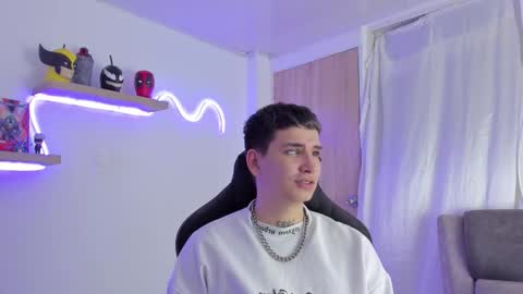 Snapshot of sebas__23 chatting on February 5, 2026, 1:21 am Sebastin online show from February 5, 2026, 1:21 am