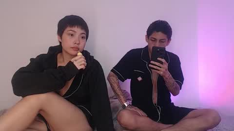  CAMILA Y SEBASTIAN online show from October 22, 2025, 11:21 am