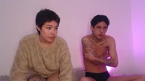  CAMILA Y SEBASTIAN online show from October 28, 2025, 12:52 pm