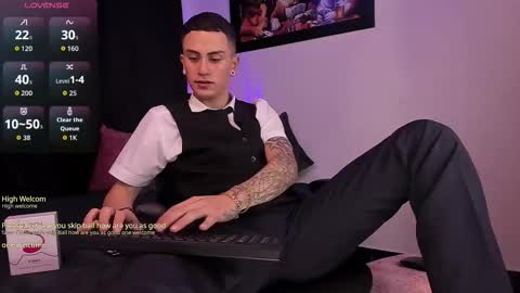 Snapshot of sebas_maverick chatting on September 20, 2025, 3:18 am Sebastian online show from September 20, 2025, 3:18 am
